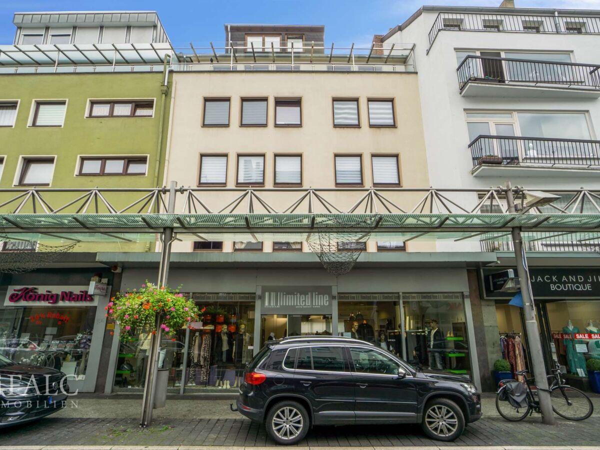 Haus Front