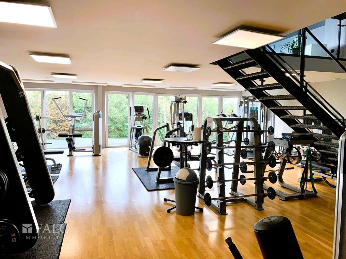 Fitnessstudio Gäste im Obergeschoss