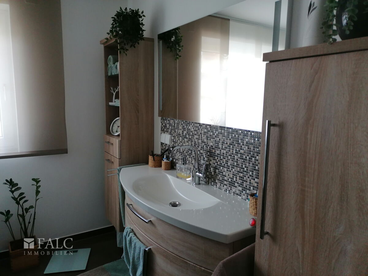  Badezimmer EG