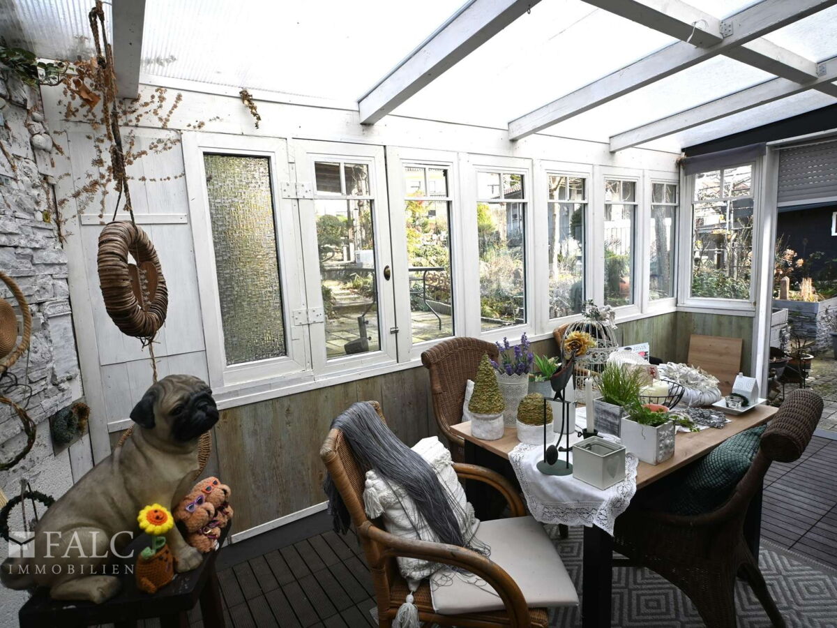 überdachte Terrasse