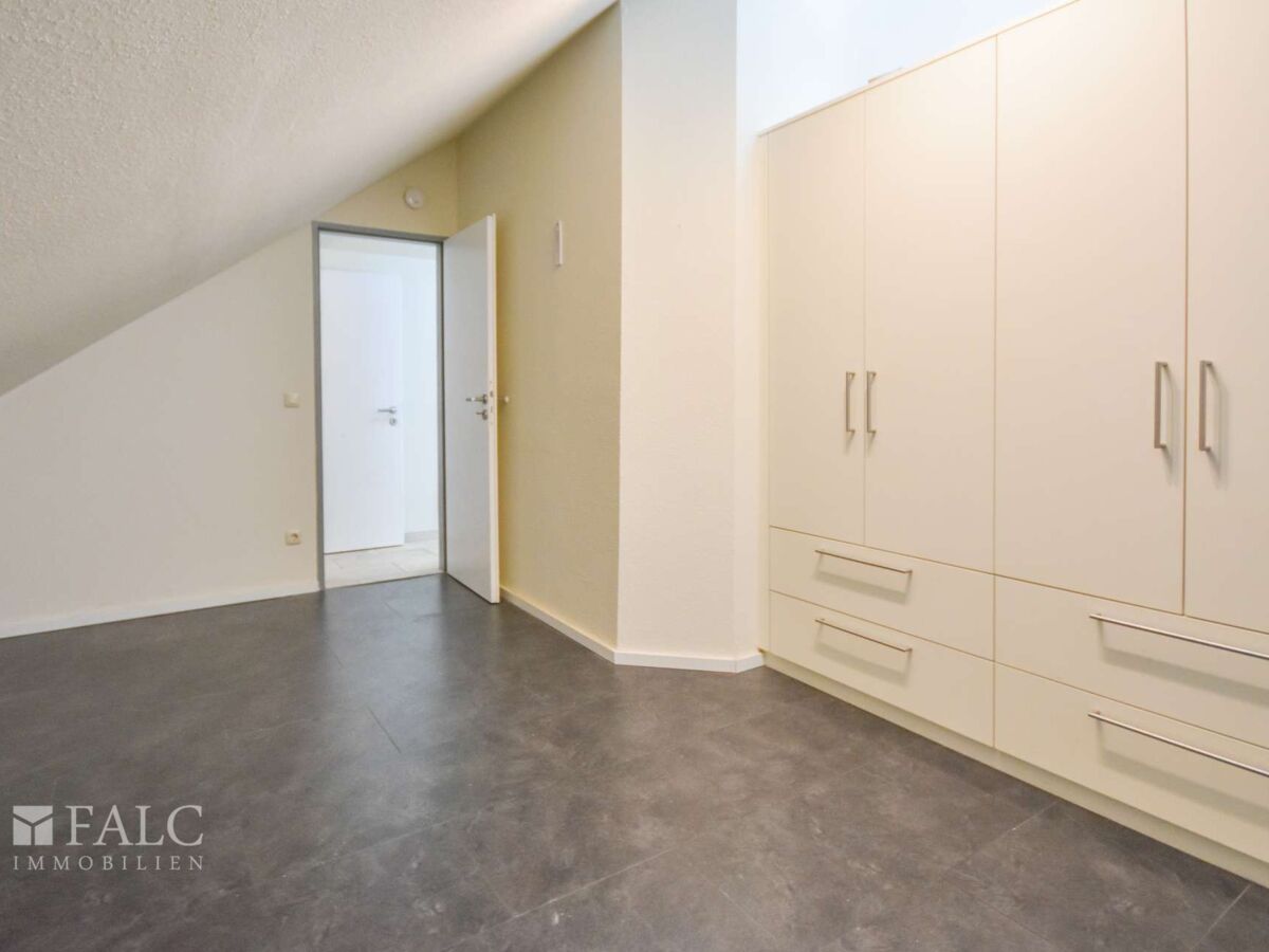 Schlafzimmer 1 (aktueller Zustand)
