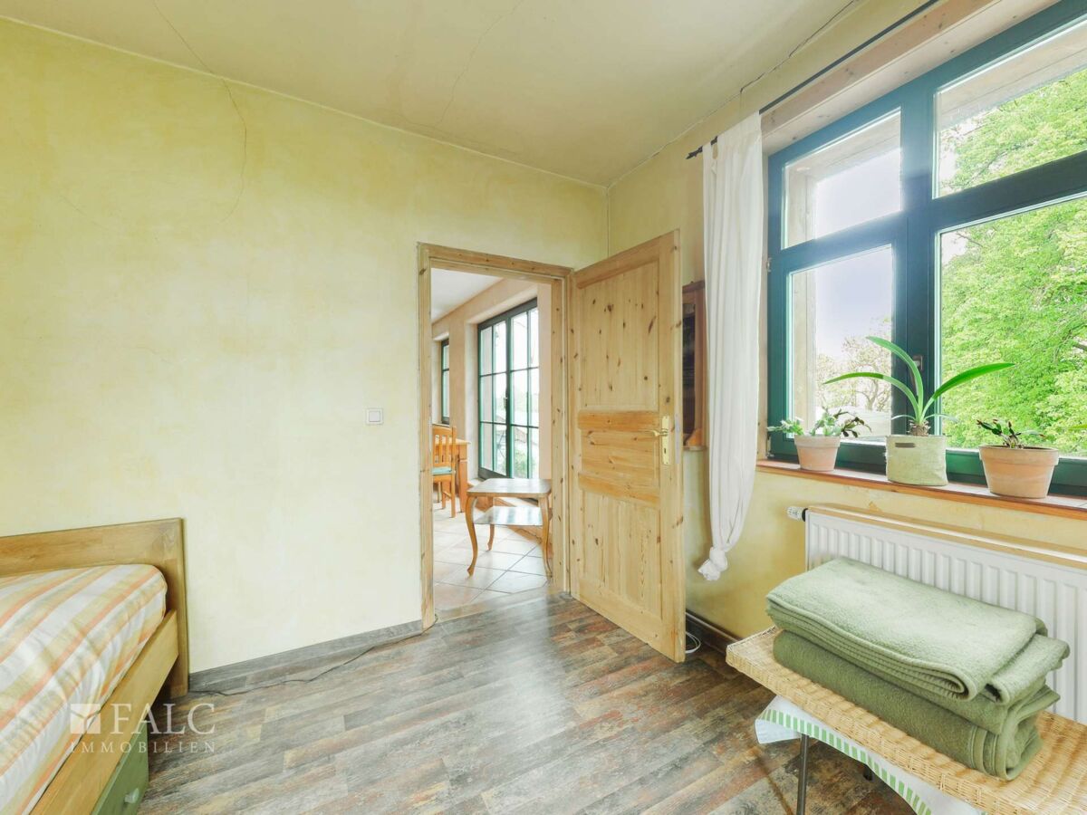 Schlafzimmer Wohnung 1 links 