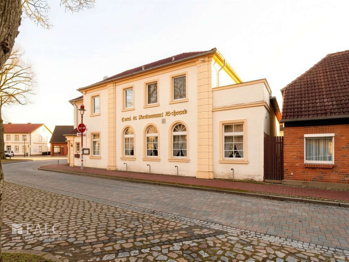 Außenansicht III