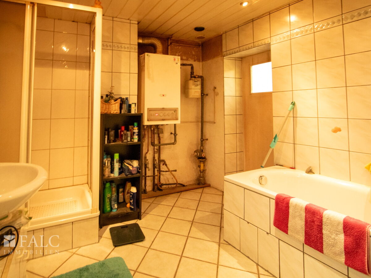 Badezimmer EG