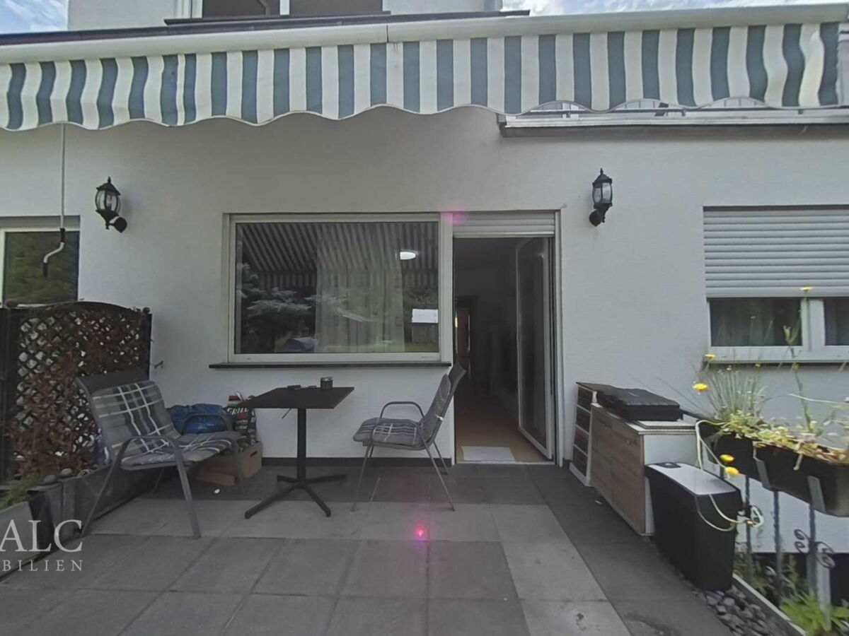 EG links Terrasse