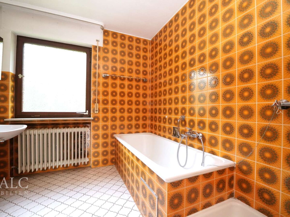 Badezimmer EG links