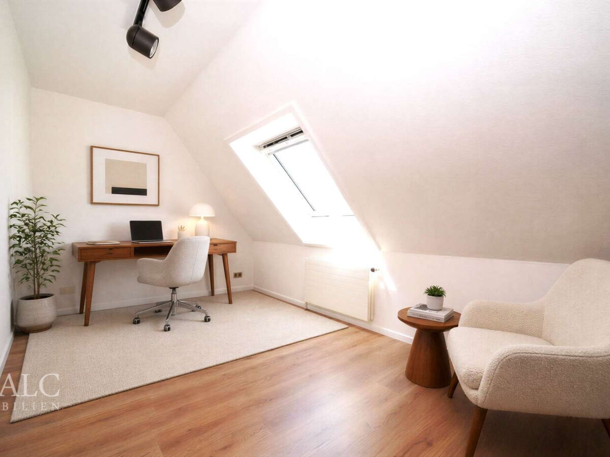 mögl. Arbeitszimmer DG