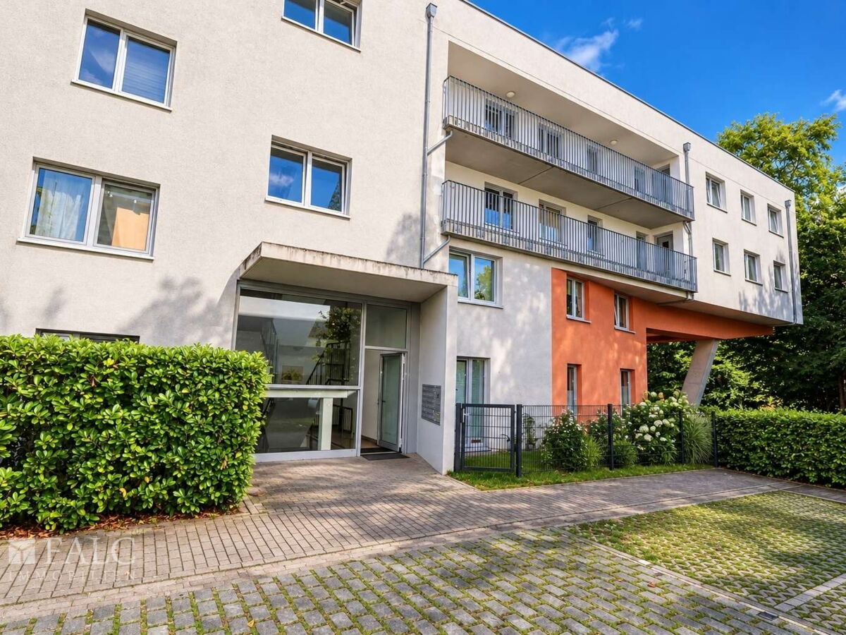 Außenansicht Mehrfamilienhaus
