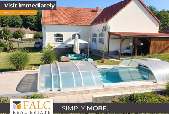 Außenansicht mit Pool
