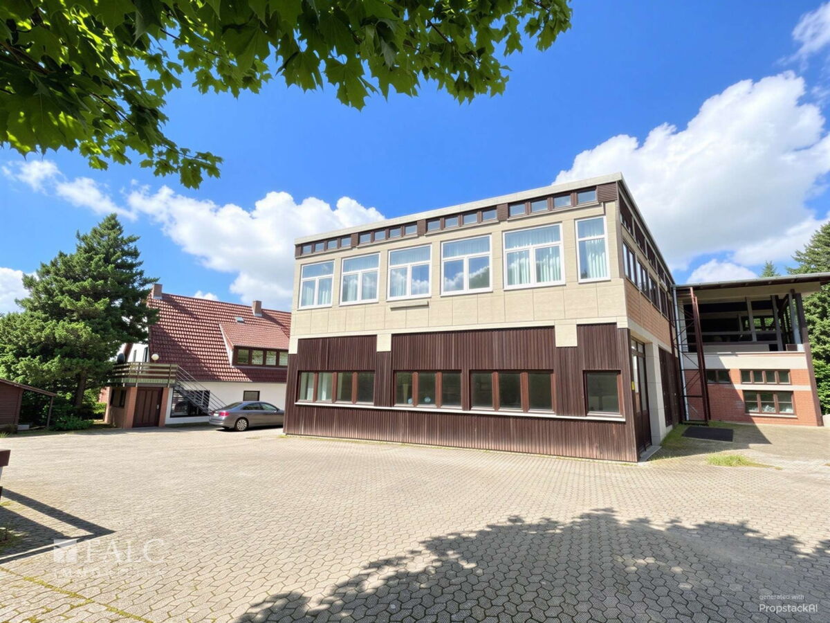 Außenansicht Halle