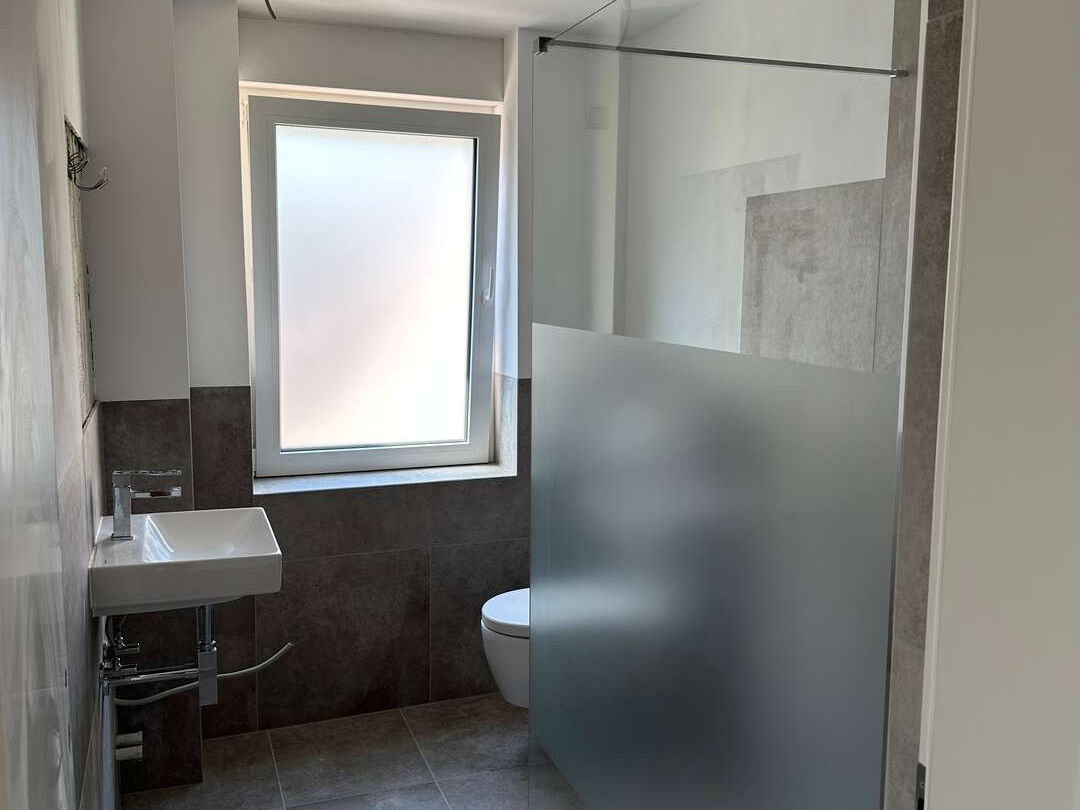 UG 1-Badezimmer