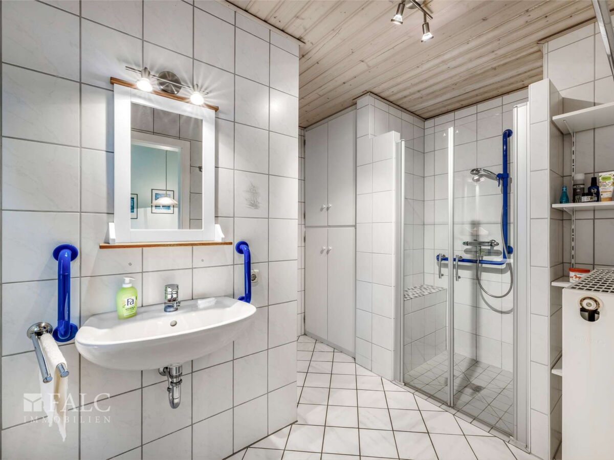 Einliegerwohnung - Badezimmer