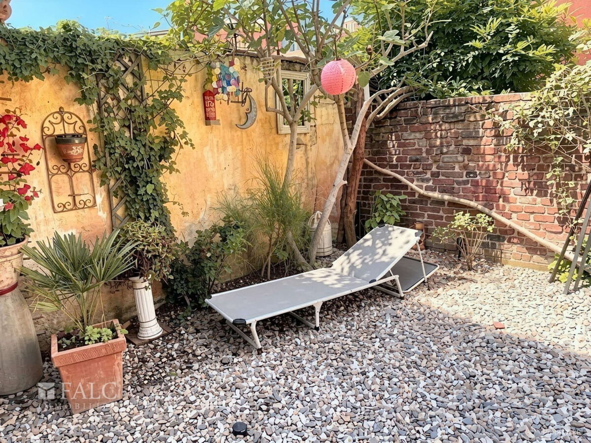 Garten - (KI generiert)