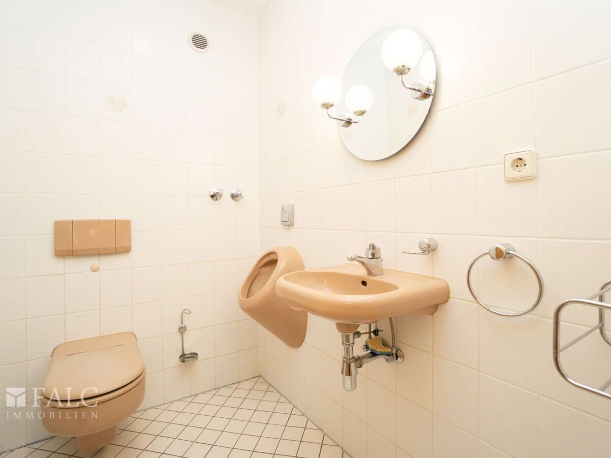 Gäste-WC EG