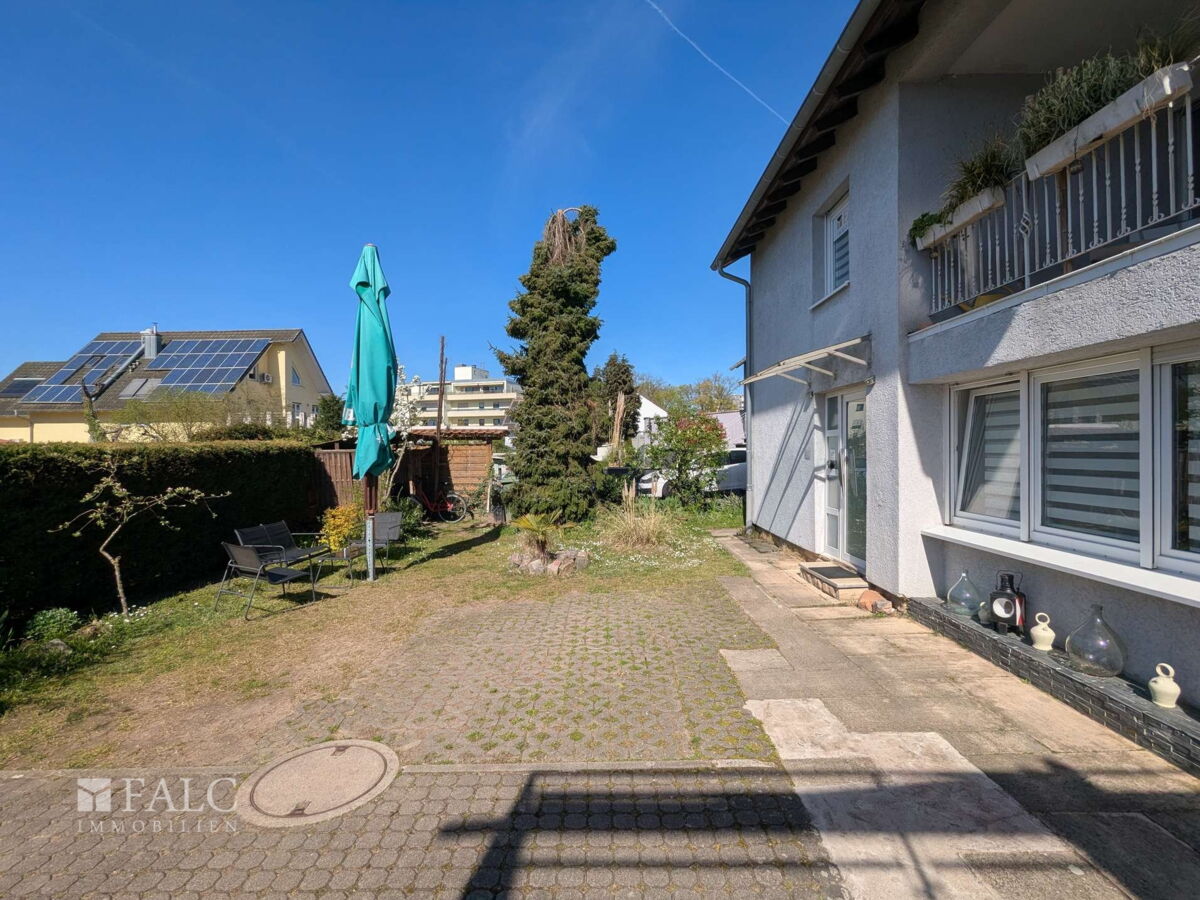 Vorderer Garten