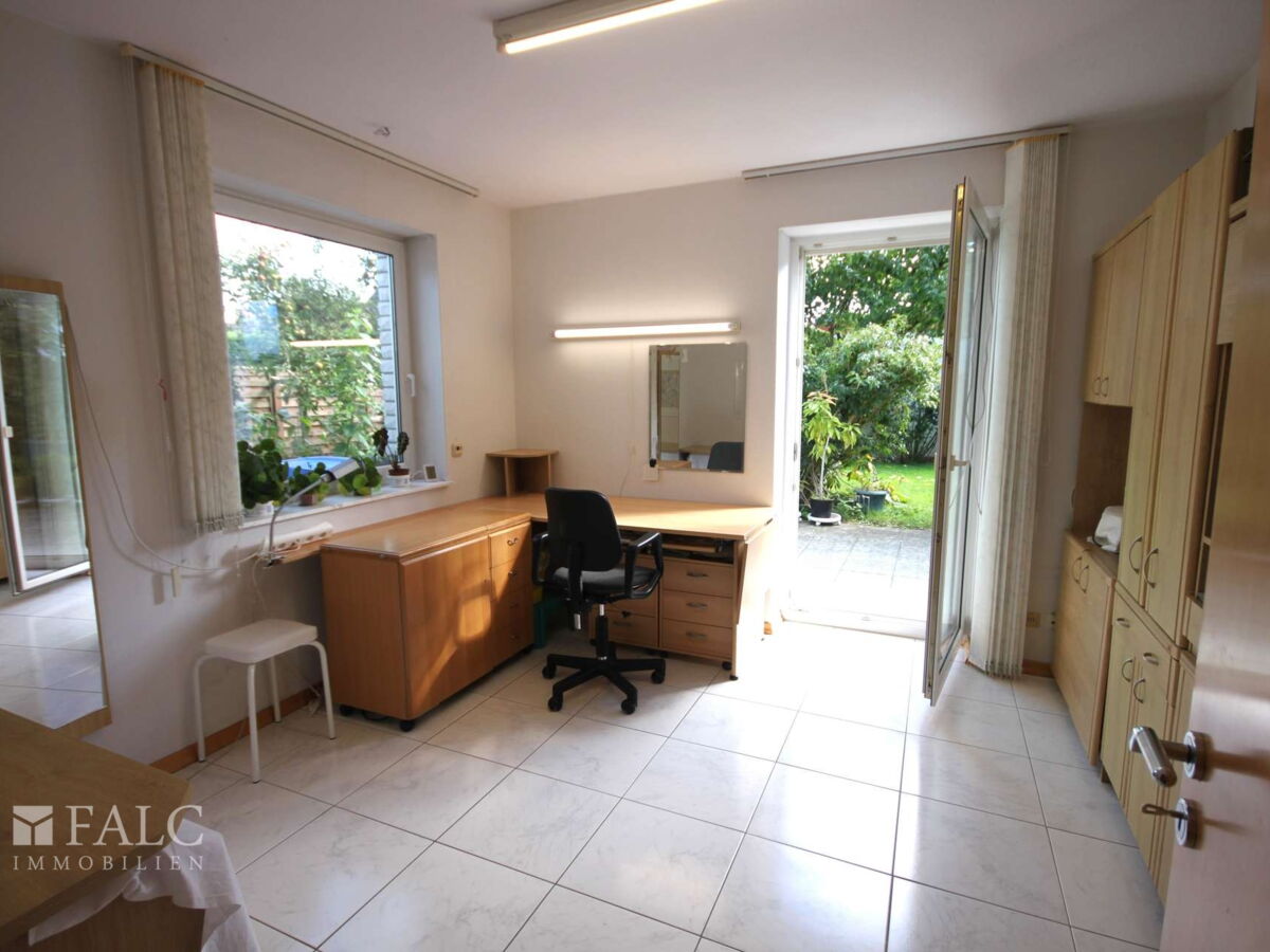 Arbeitszimmer