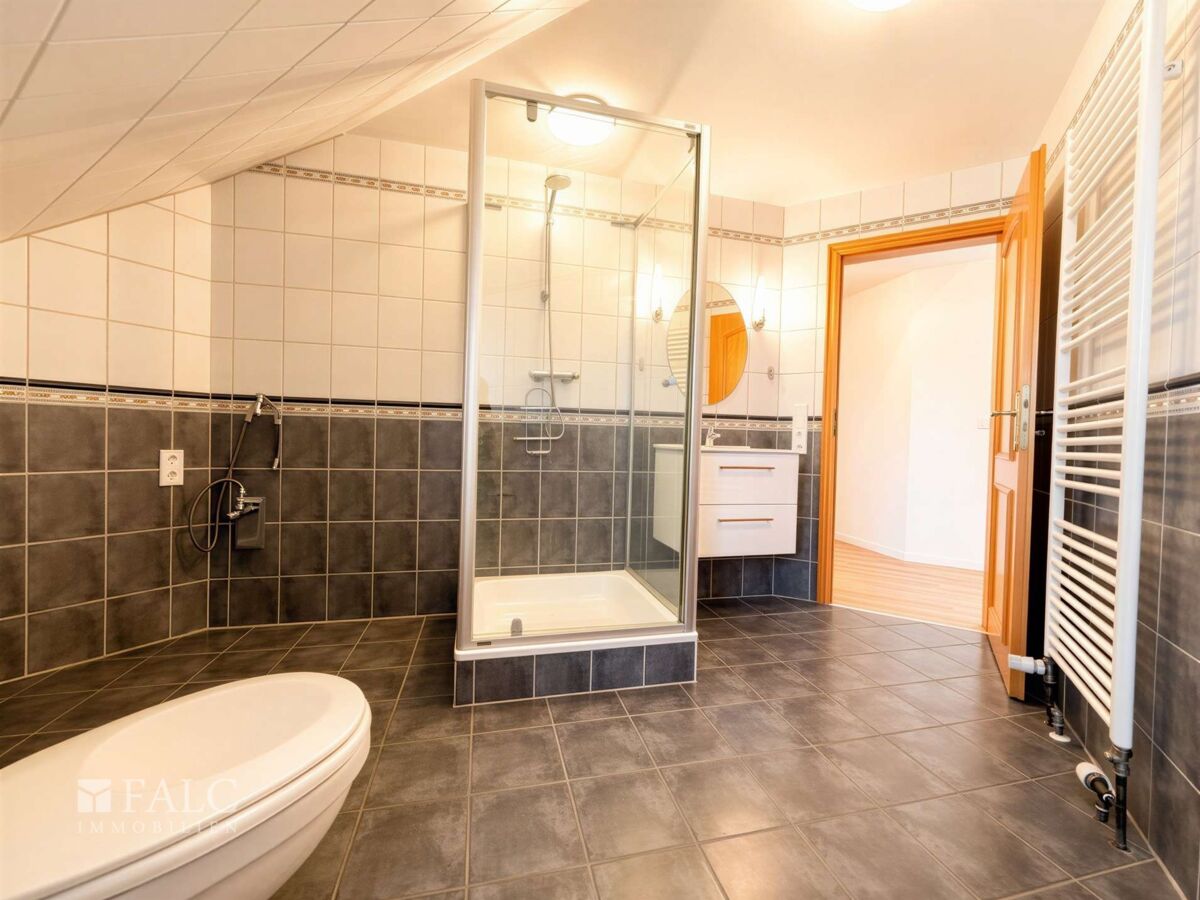 OG-Badezimmer- Bild 2