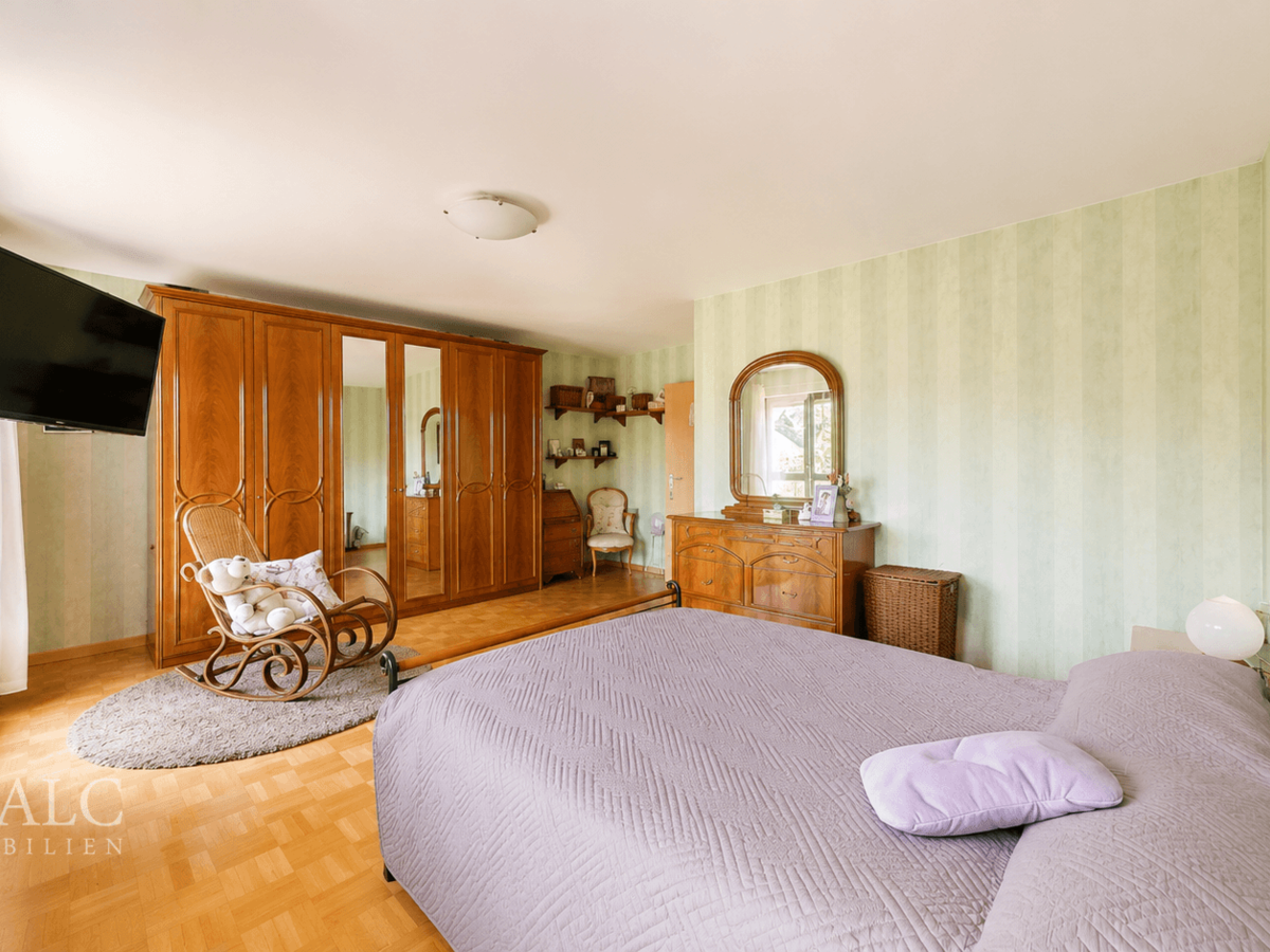 Schlafzimmer mit Balkon