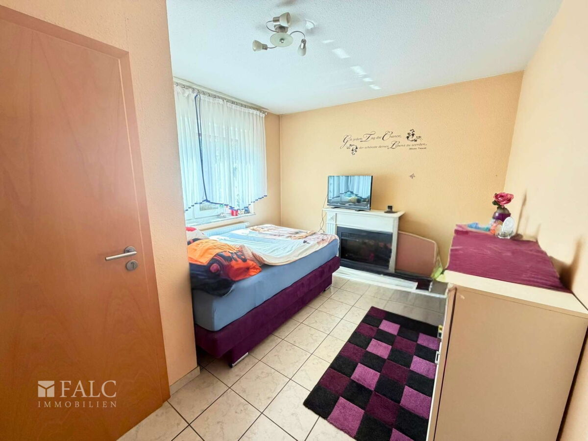 Zimmer mit Zugang zur ELW