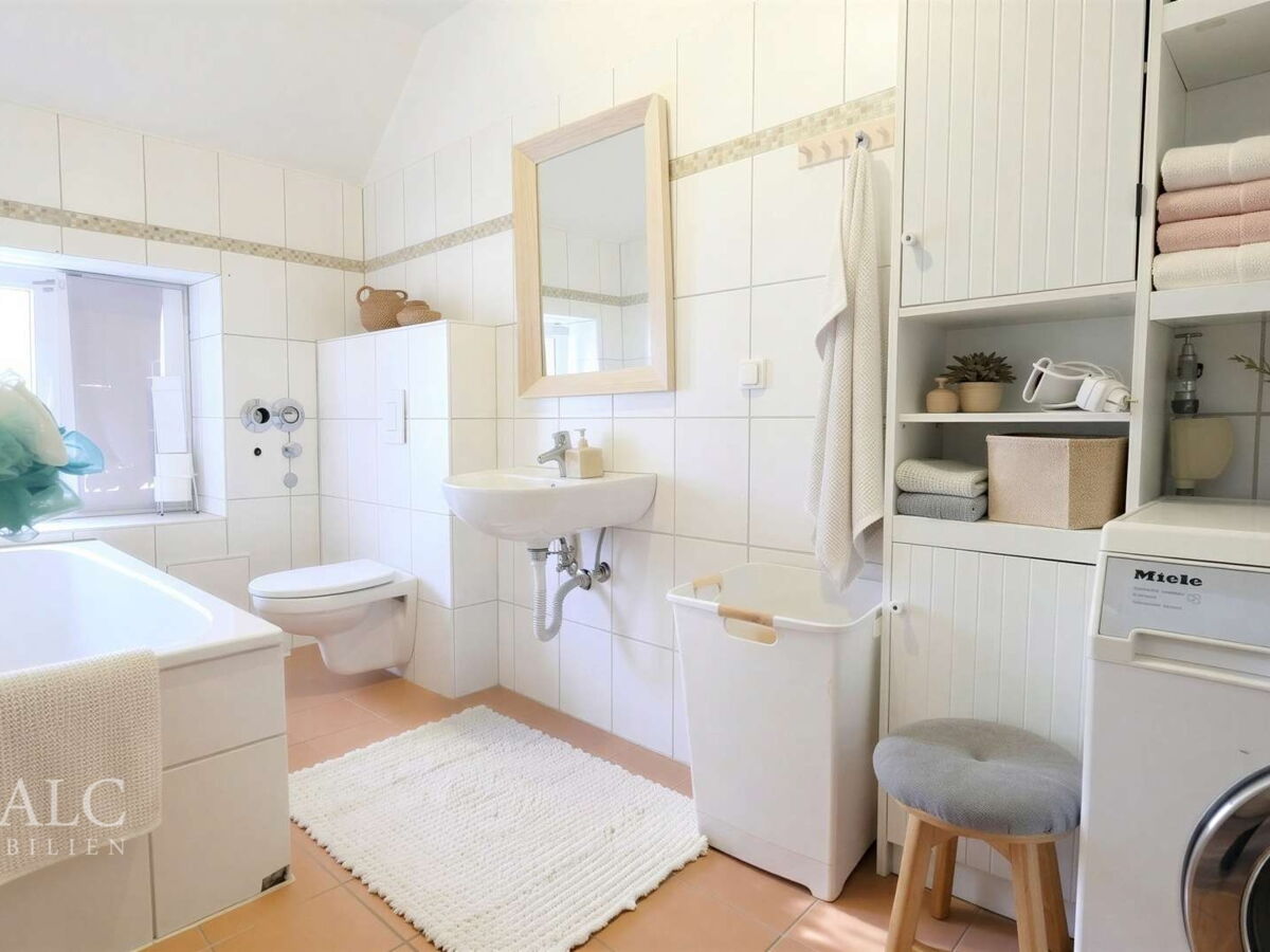 Badezimmer DG - (KI generiert)