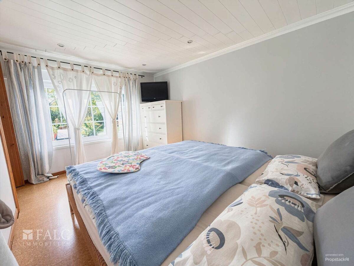 Schlafzimmer 2