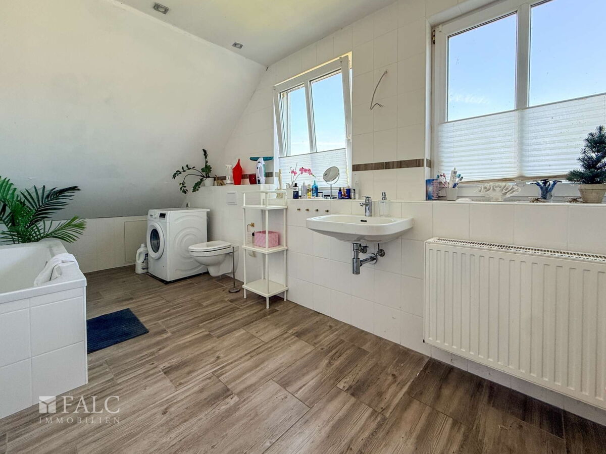 Badezimmer im Dachgeschoss