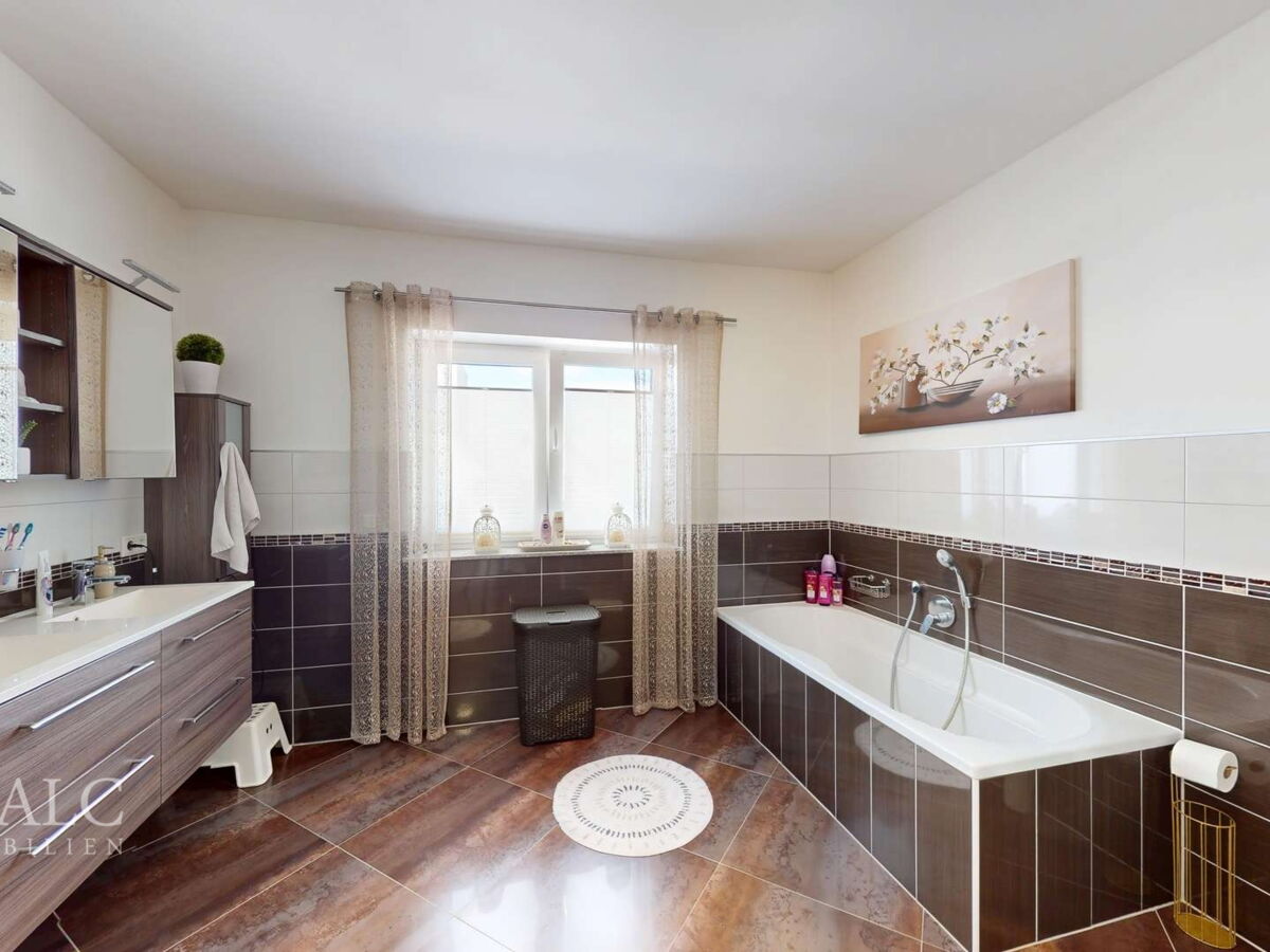 Hinterhaus_OG_Badezimmer