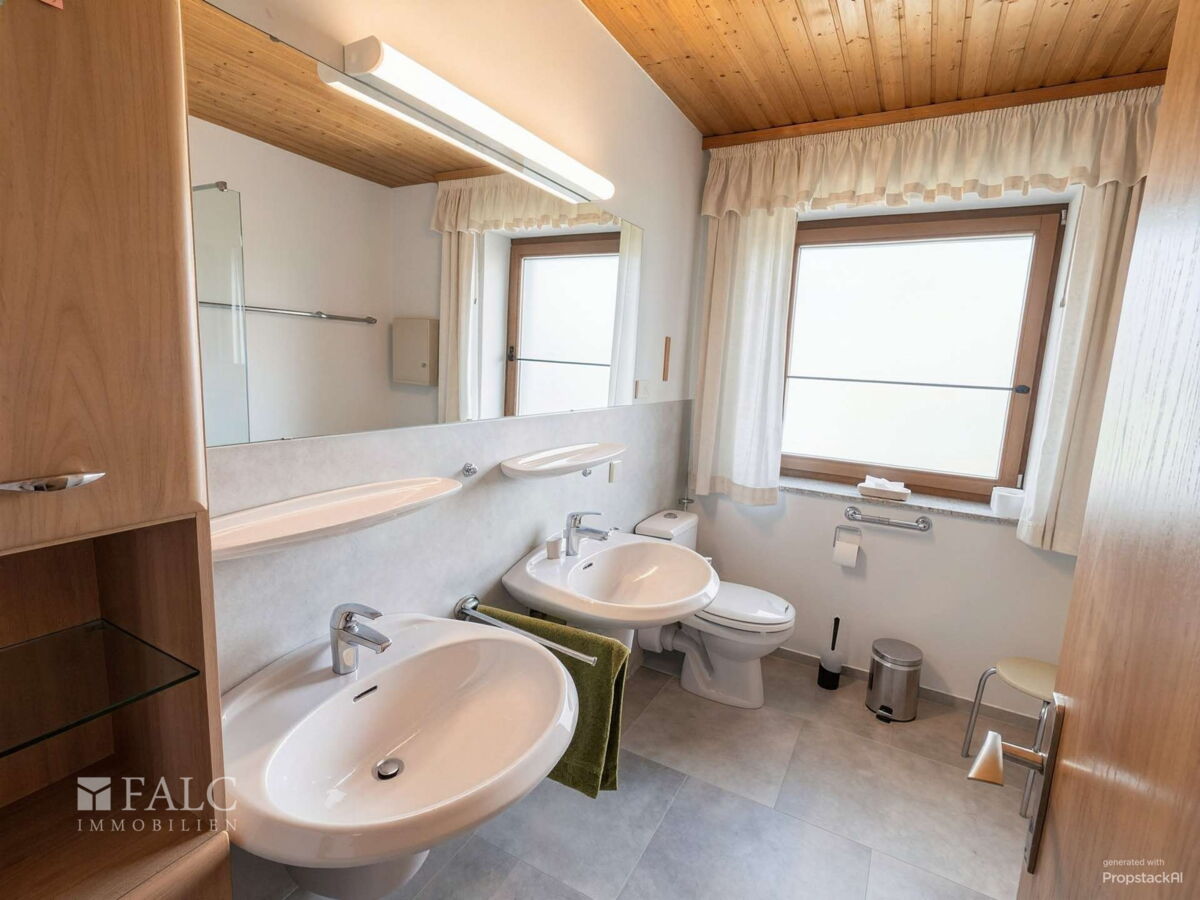 Badezimmer EG
