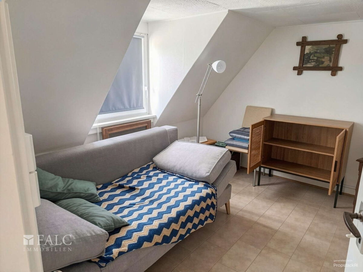 Zusätzliches Zimmer im Dachgeschoss