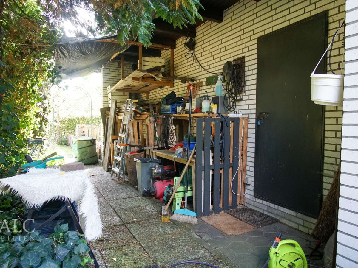 Zugang Werkstatt + Garage
