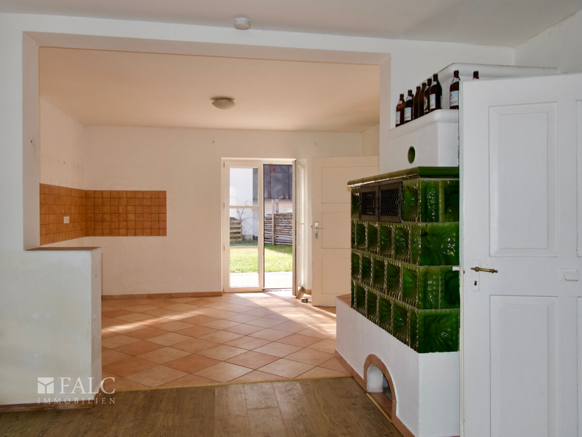 EG: Kochen, Essen, Terrasse