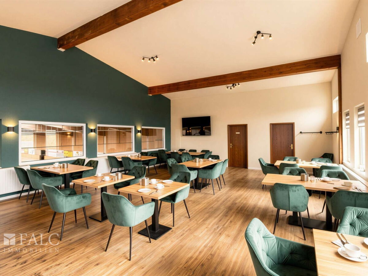 Restaurant II