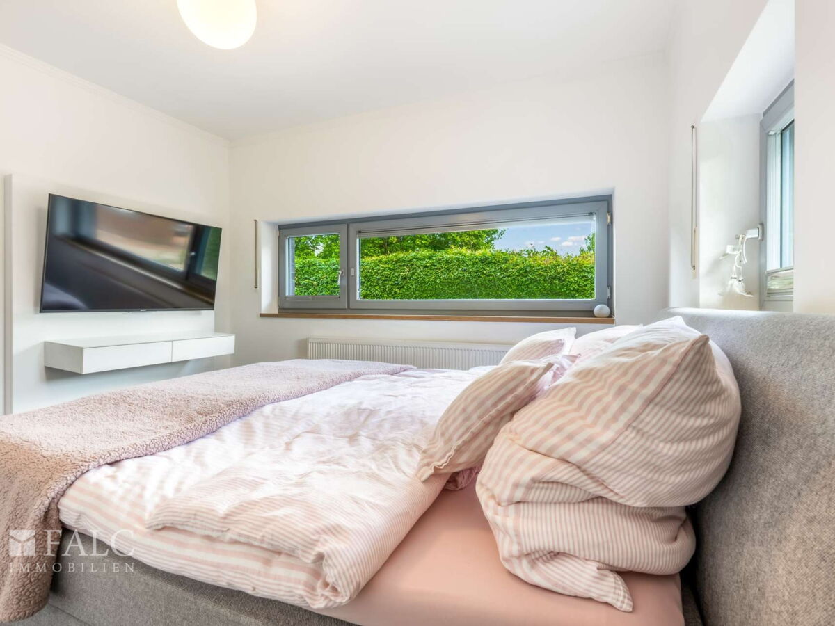 Schlafzimmer II