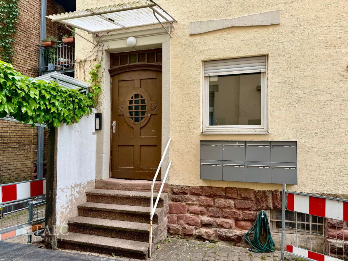 Außenansicht Eingang