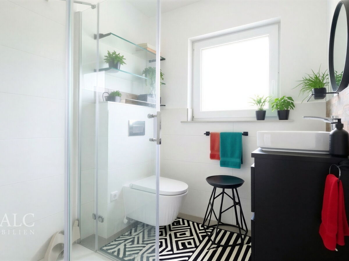 Badezimmer 1OG - (KI generiert)