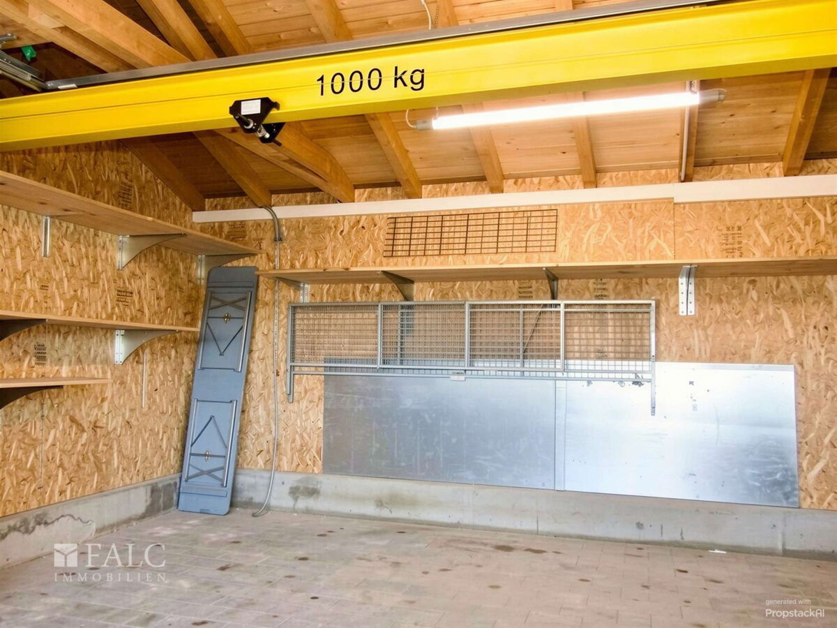 Doppel-Garage/Werkstatt, KI geleert