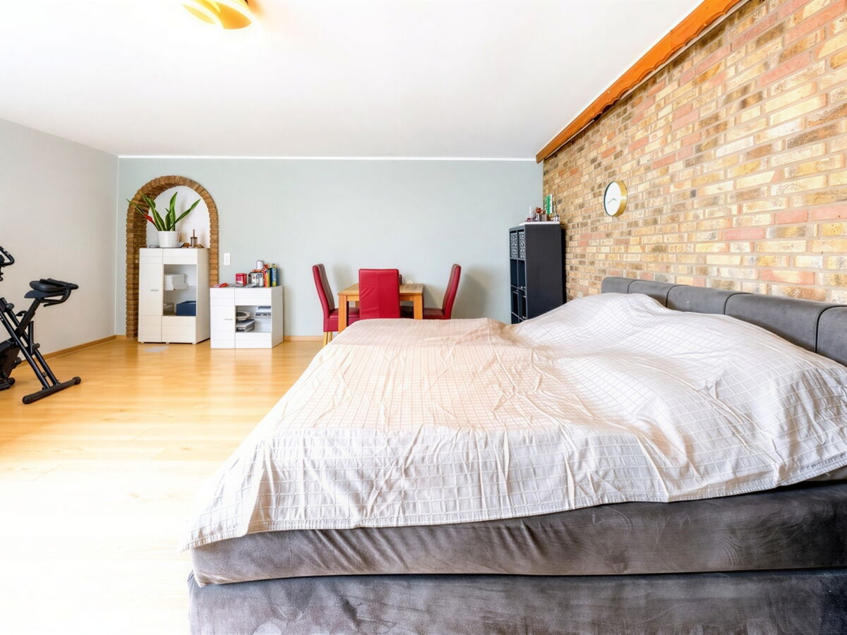 Schlafzimmer DG 