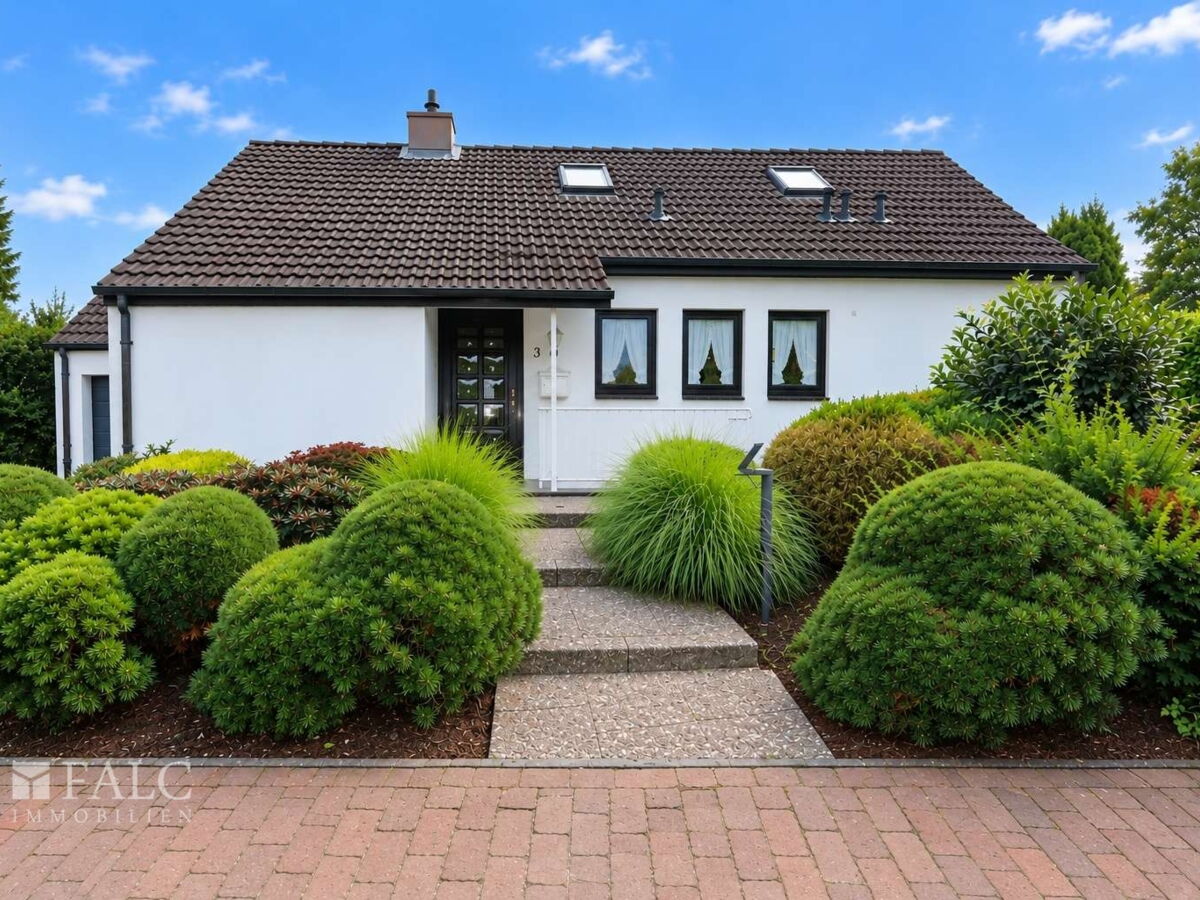 Hausansicht vorne