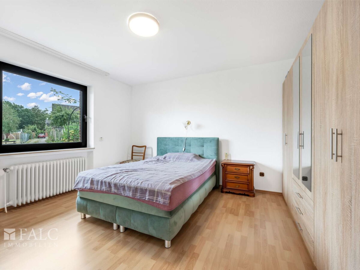 Schlafzimmer II