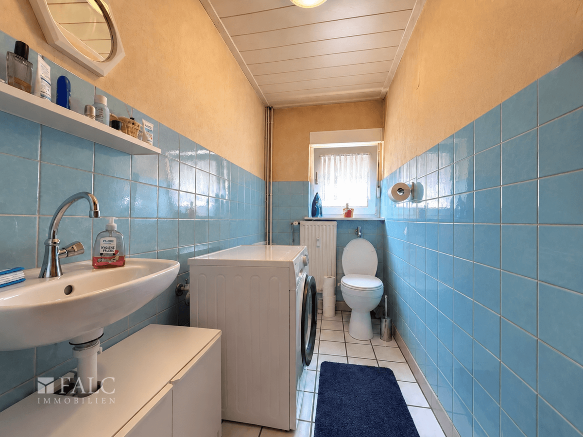Gäste-WC EG