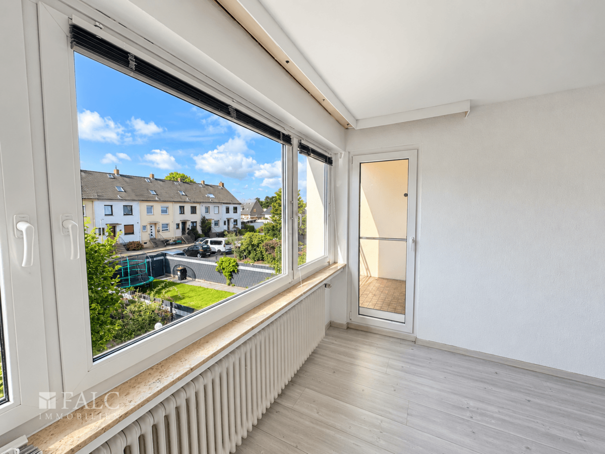 Das 3.Zimmer im 1.Obergeschoss, auch mit Zugang zum Balkon
