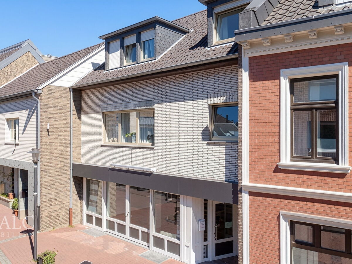 Straßenansicht 