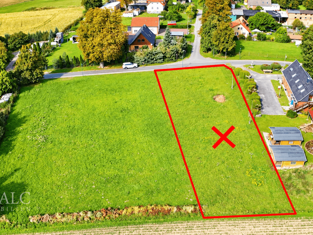 Grundstück