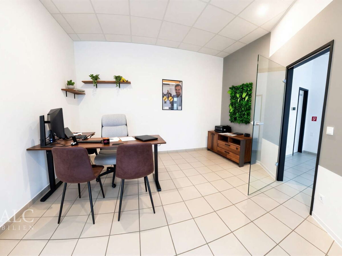 Büro - (KI generiert)