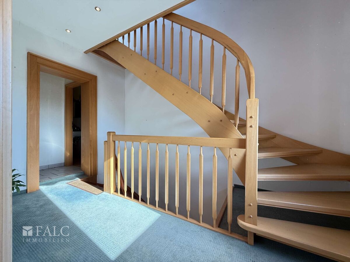 Treppe OG/DG