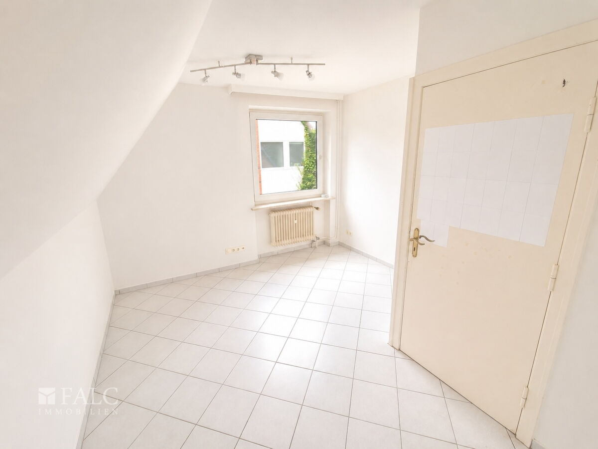 Schlafzimmer 4