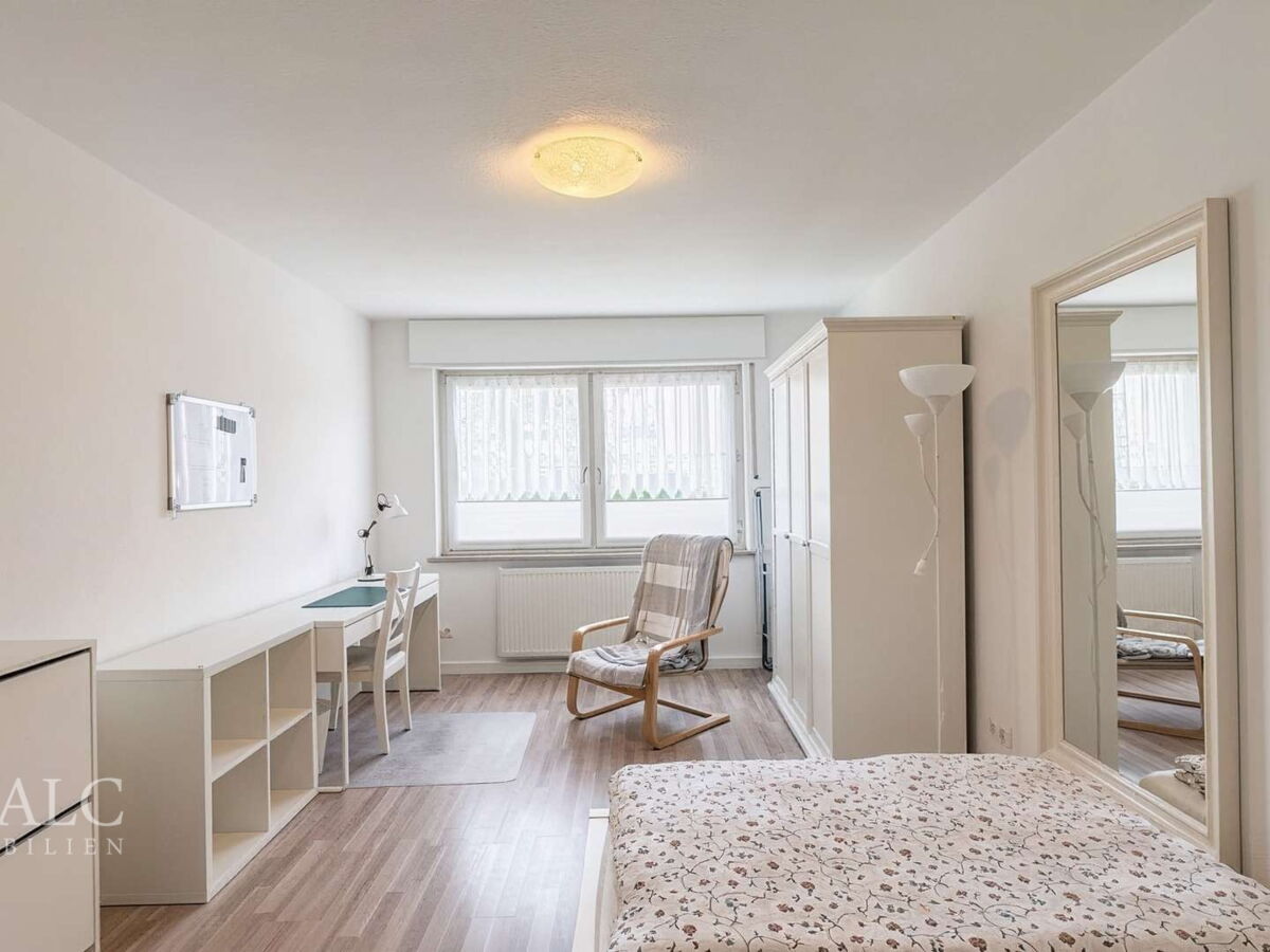 Schlafzimmer 2