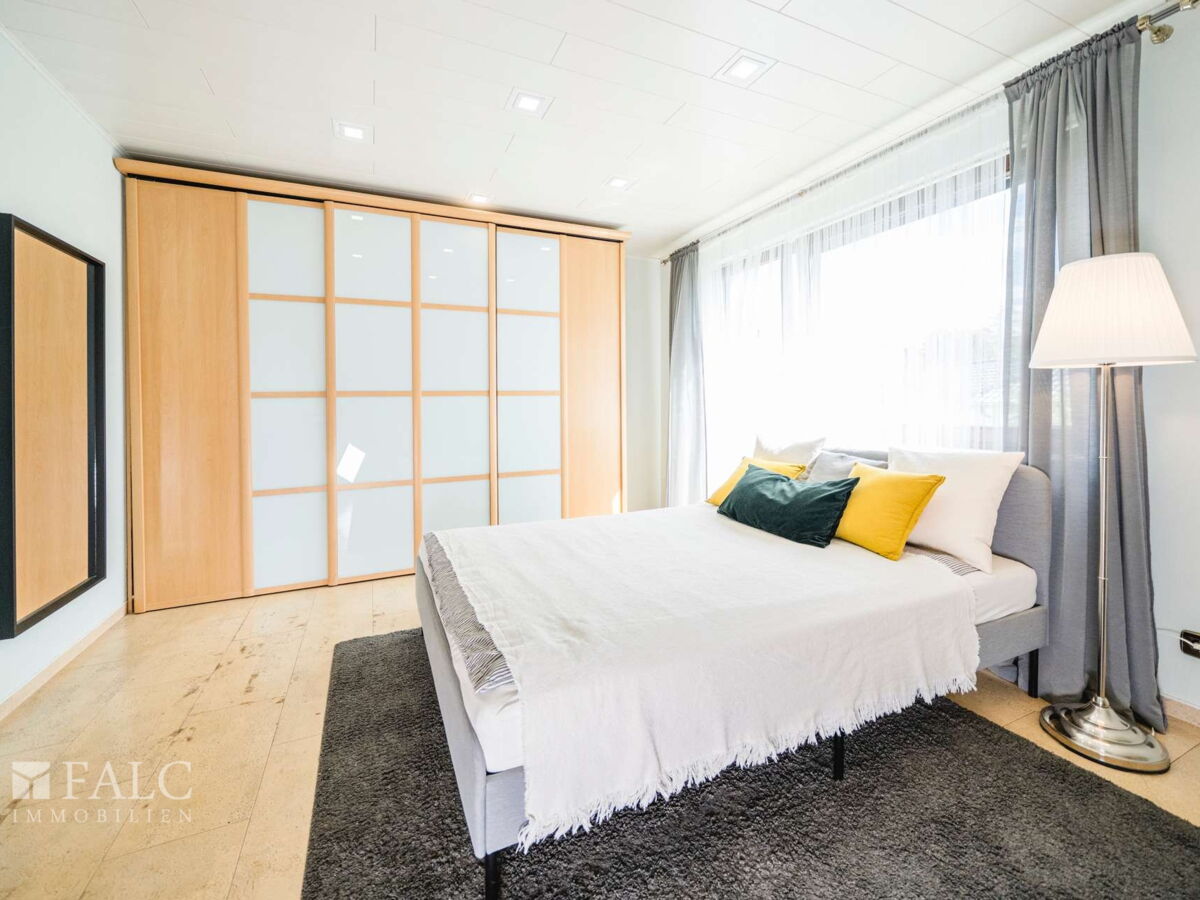 Zimmer 1 OG