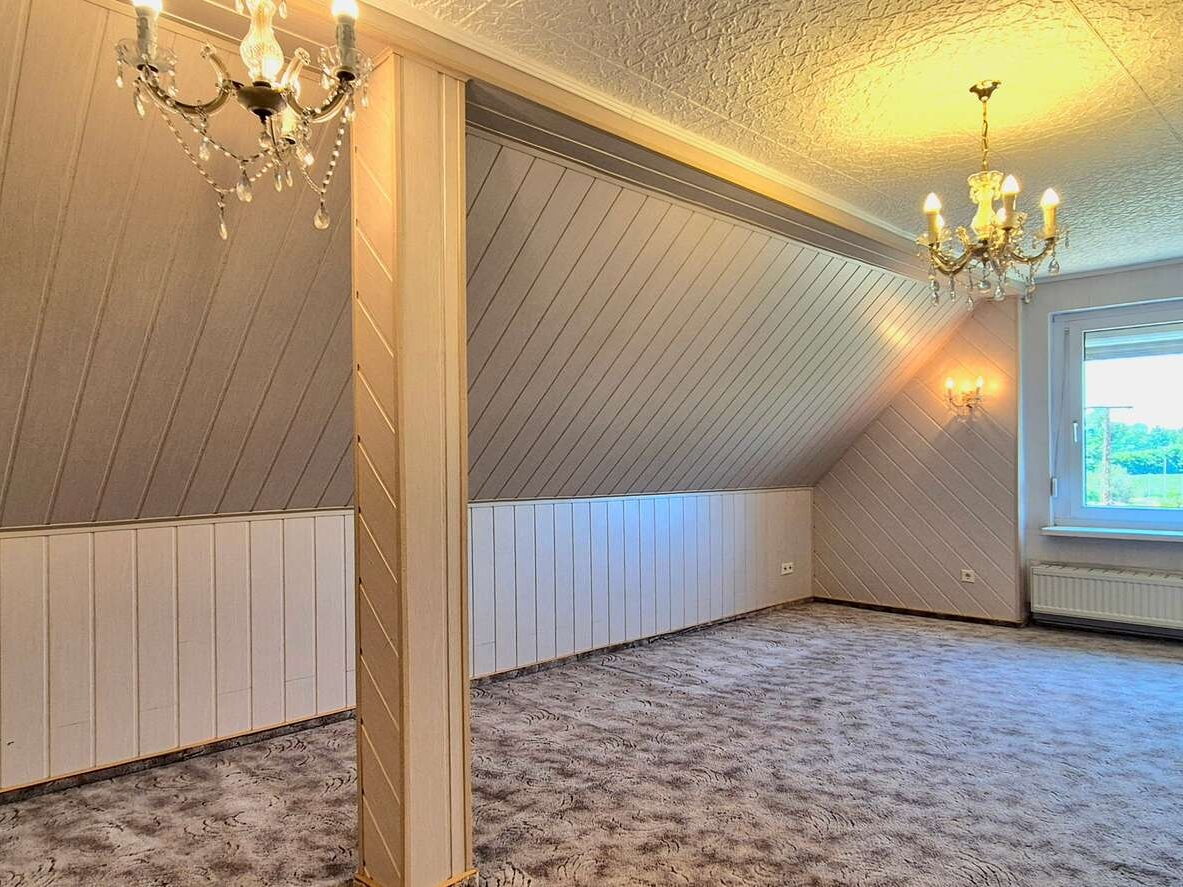 Wohnzimmer DG.