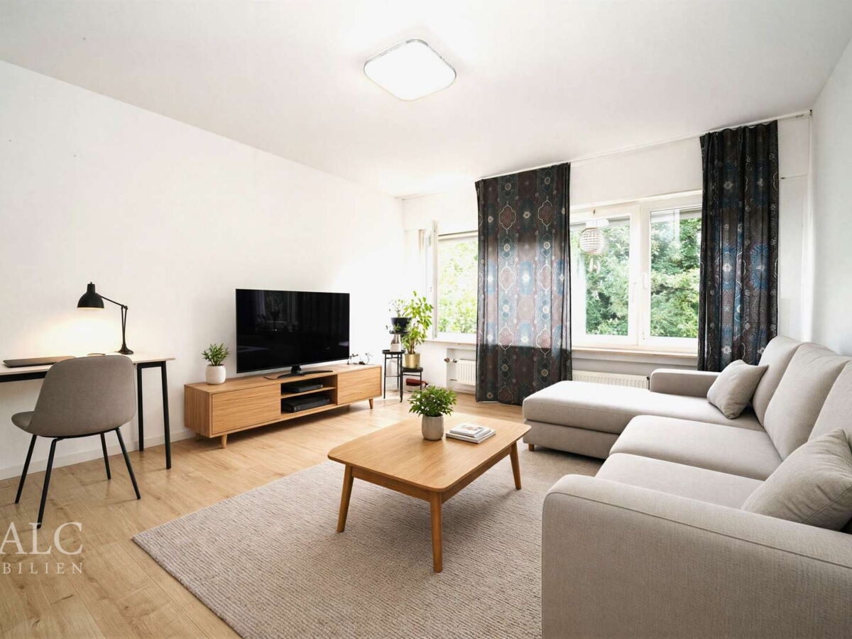 Wohnzimmer - OG links (Vis.)